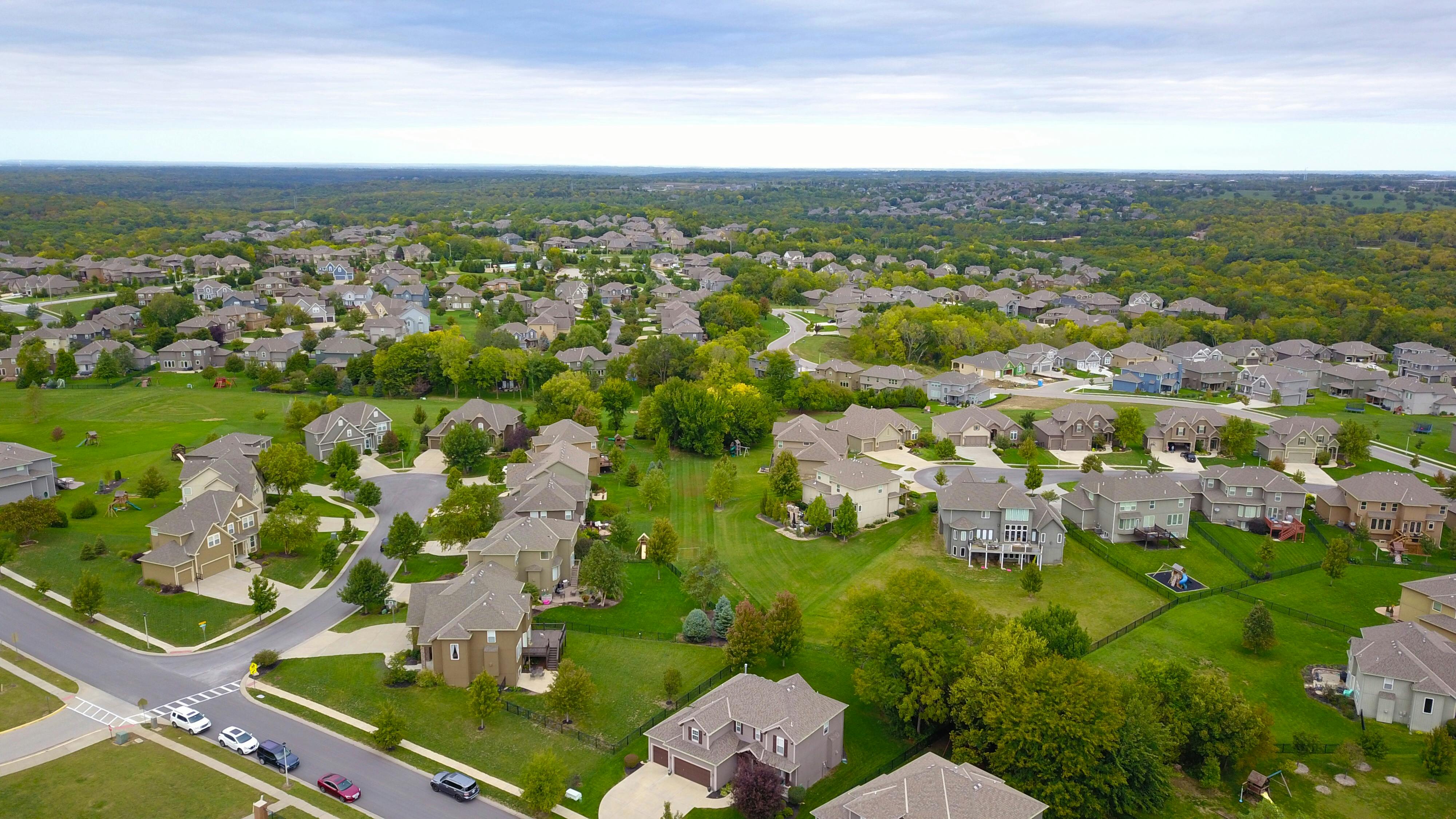 Family-friendly neighborhood in Fort Worth area with parks and great schools
